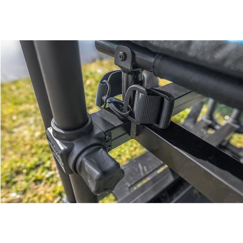 Absolute 36 Feeder Chair