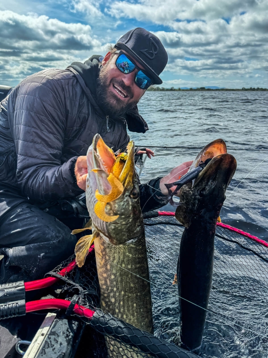 BlackBug Beetle 21cm/85gr White Furry