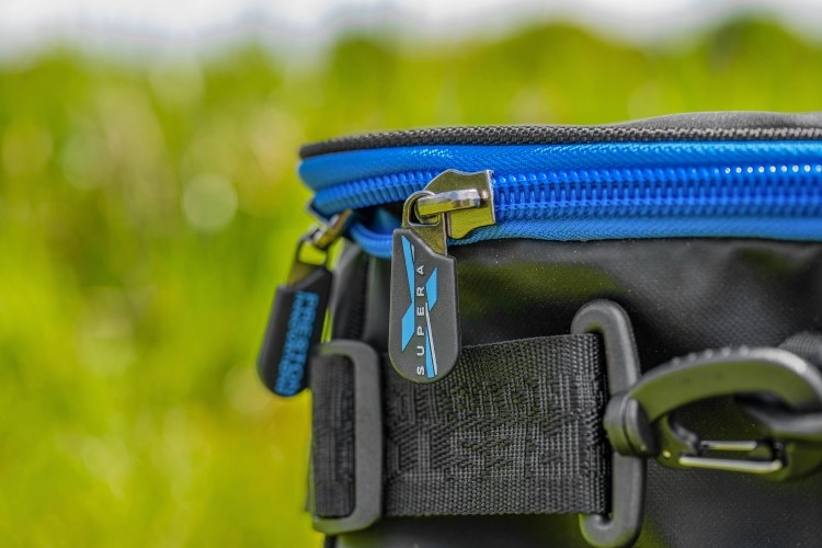 Supera X Roller & Roost Bag