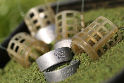 X-Change Distance Feeder Caged Medium 20gr