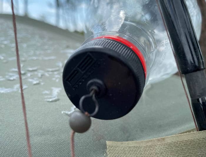 Buoy Big Eye Swivvle Bottle Cap