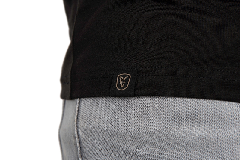 Black Large Print T-Shirt Medium