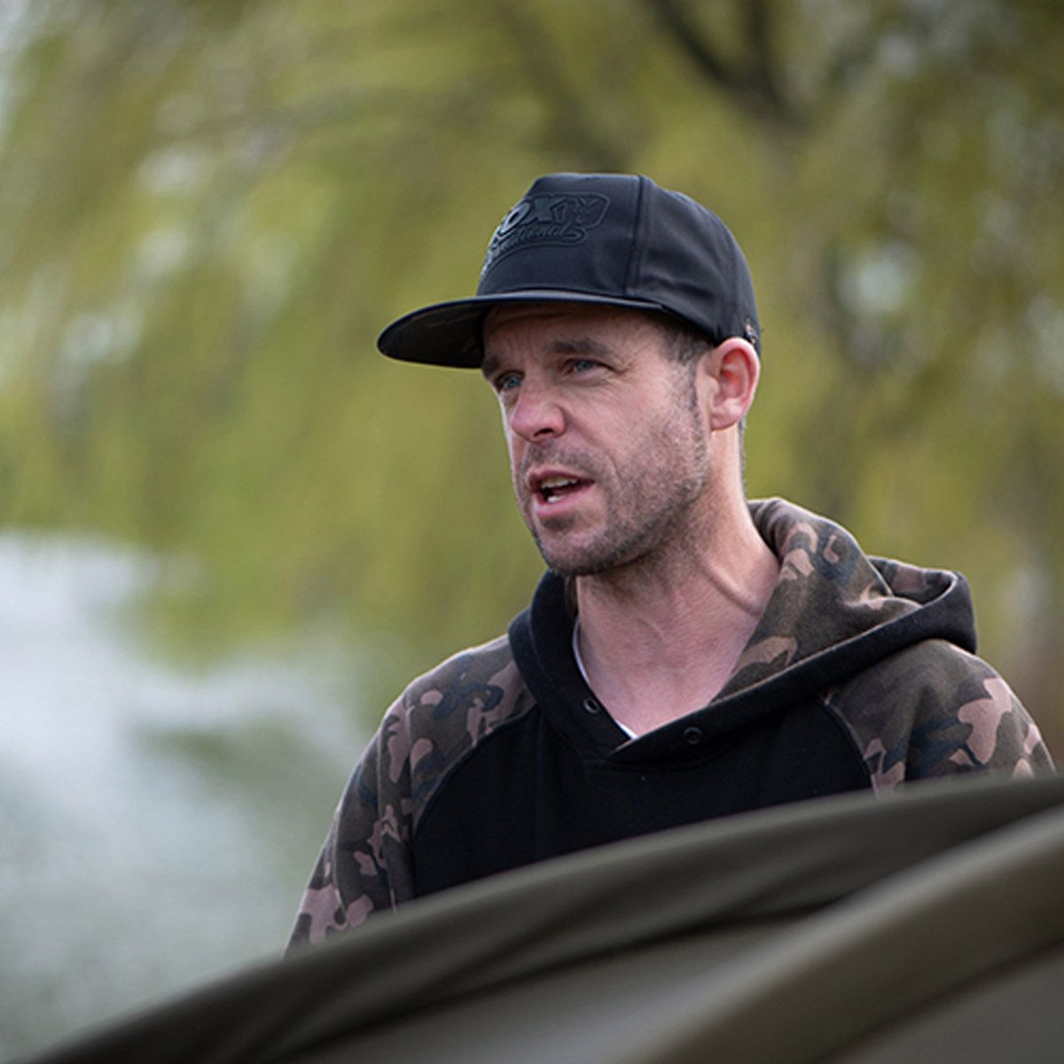 Snapback Hat (Black/Camo)