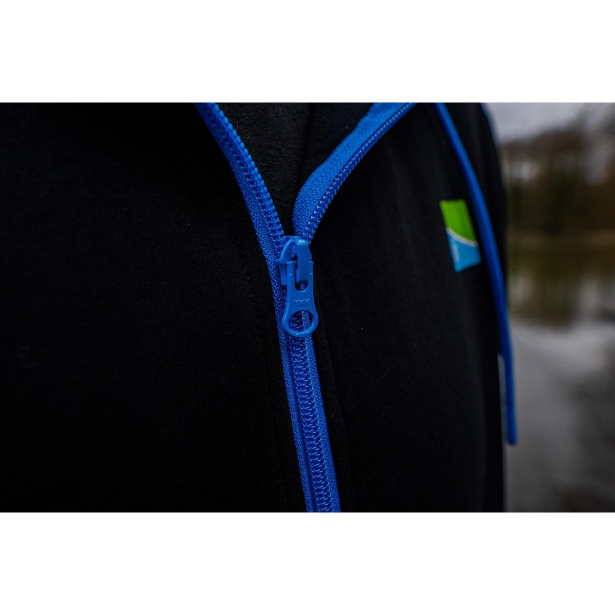 Pro Zip Hoodie Medium