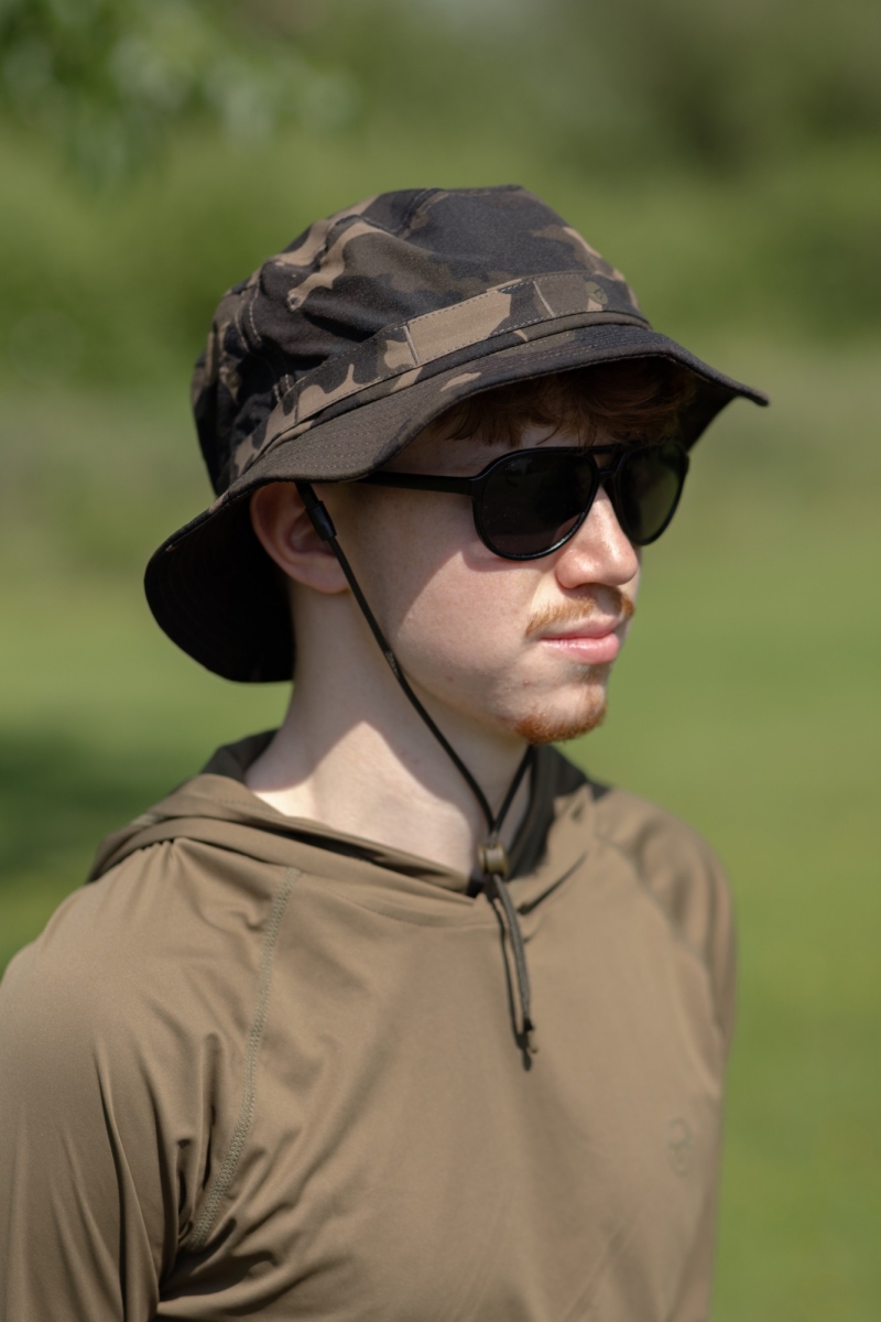 Stalking Bucket Hat Dark Camo