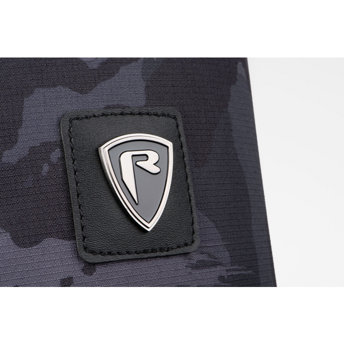 Rage Voyager Camo Triple Rod Case