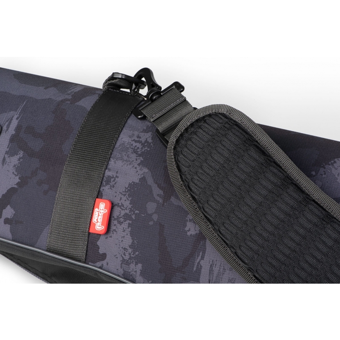 Rage Voyager Camo Triple Rod Case