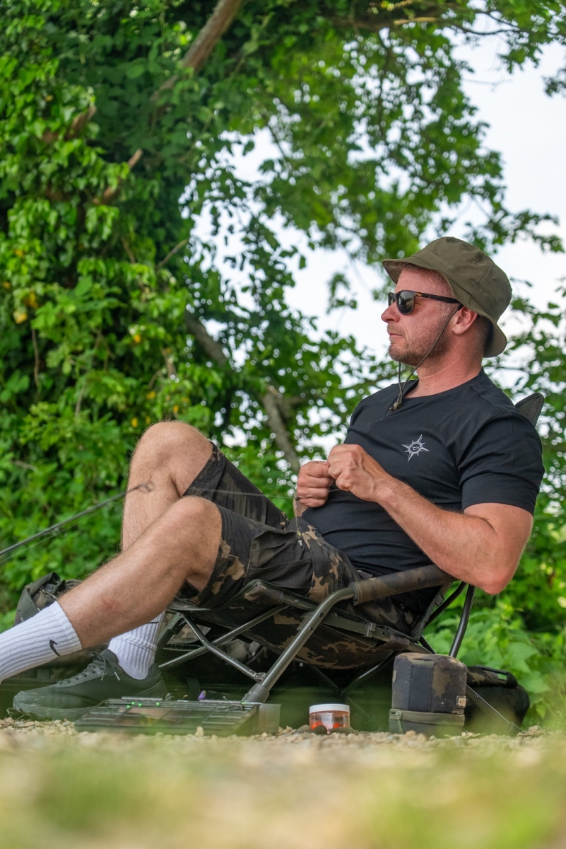 Stalking Bucket Hat Dark Olive