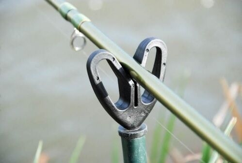 V-Head Rod Rest